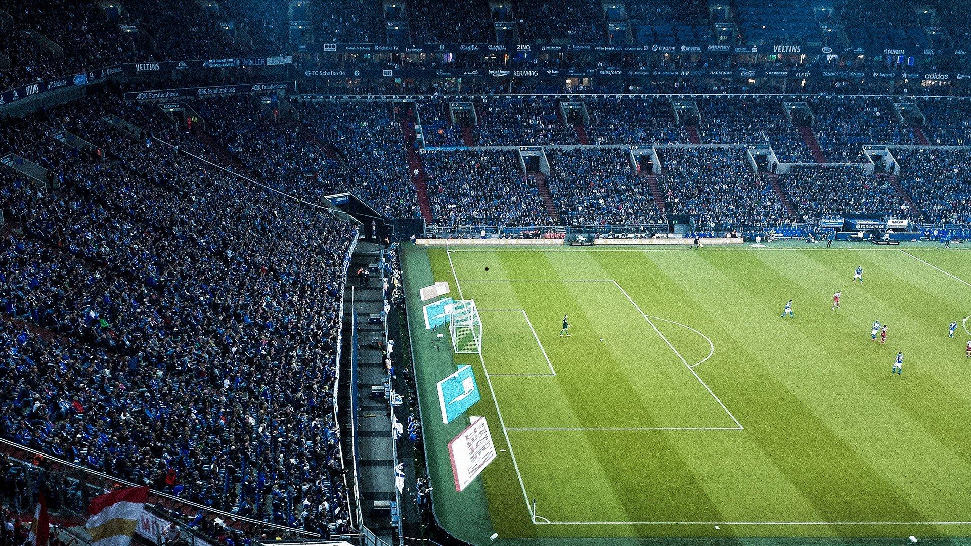 欧冠巅峰对决,皇马3-2逆转曼城,本泽马帽子戏法封神