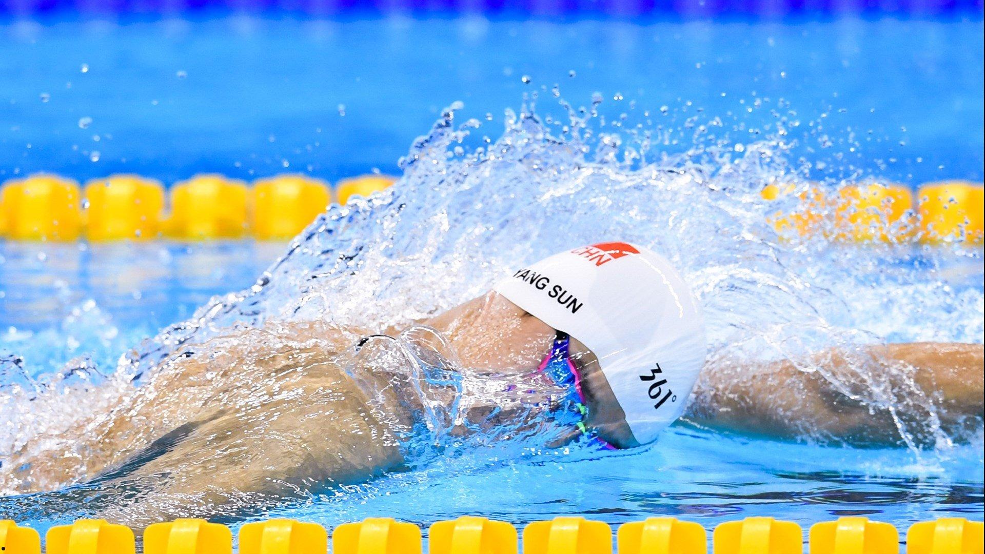 【澳客网】中国女排力克强敌巴西队，奥运资格赛关键战展现顽强斗志